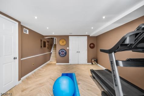 4 Gregmar Court Florham Park NJ 07932