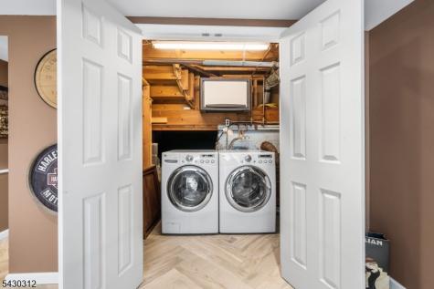 4 Gregmar Court Florham Park NJ 07932