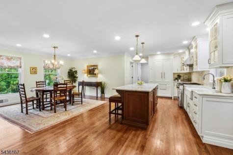 41 Farmersville Road Tewksbury NJ 07830