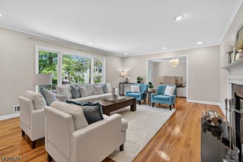 36 Thackeray Drive Millburn NJ 07078