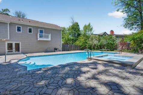 36 Thackeray Drive Millburn NJ 07078