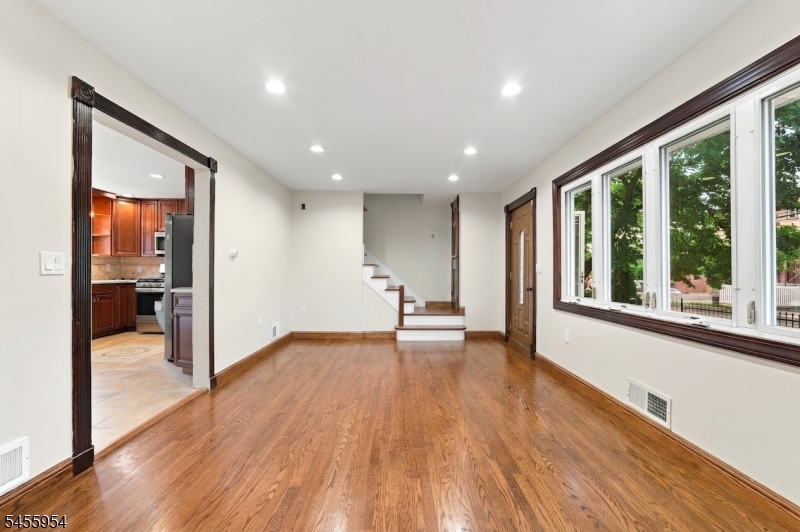 683 Mill Street Belleville NJ 07109