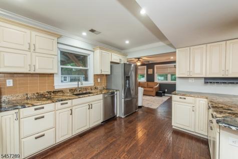47 Biscay Drive Mount Olive NJ 07836