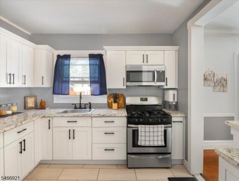 15 Whitman Avenue East Orange NJ 07017