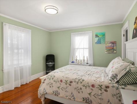 15 Whitman Avenue East Orange NJ 07017