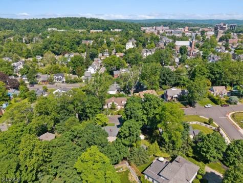 30 Crestwood Road Morristown NJ 07960