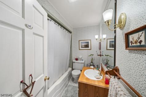 4 Emmet Roche Drive Montville NJ 07005