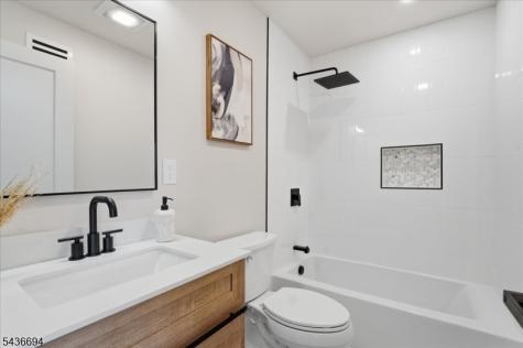 180 Sheridan Avenue Clifton NJ 07011