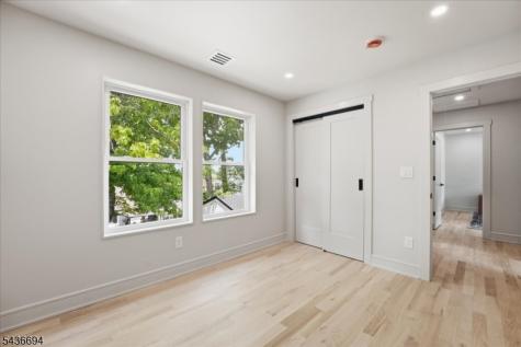 180 Sheridan Avenue Clifton NJ 07011