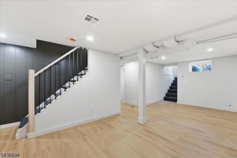 180 Sheridan Avenue Clifton NJ 07011