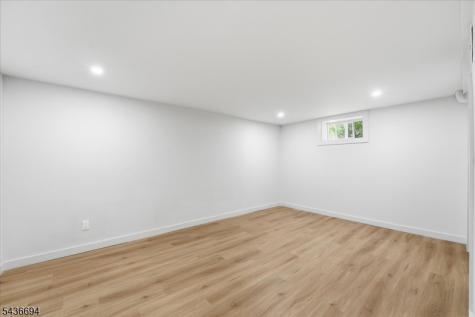180 Sheridan Avenue Clifton NJ 07011