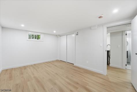 180 Sheridan Avenue Clifton NJ 07011