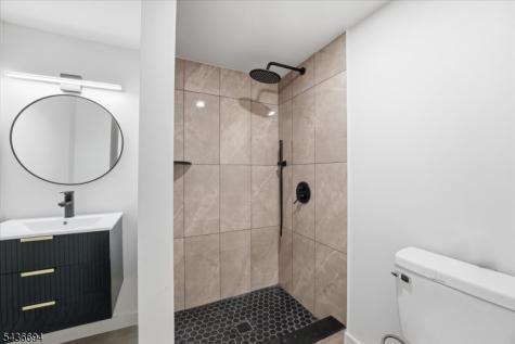180 Sheridan Avenue Clifton NJ 07011