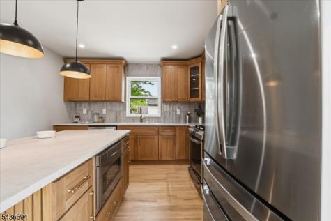 180 Sheridan Avenue Clifton NJ 07011