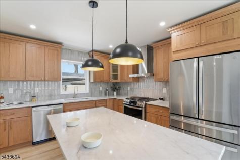 180 Sheridan Avenue Clifton NJ 07011