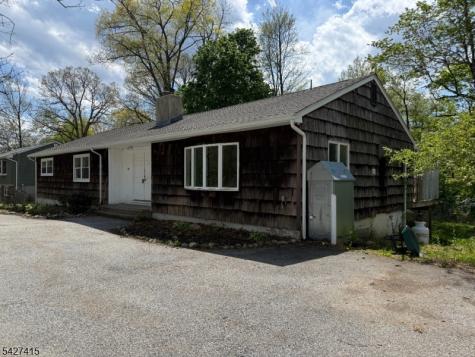 175 Highland Lakes Road Vernon NJ 07422