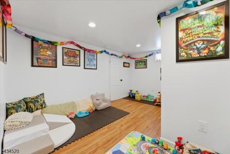 366 Maplewood Avenue Kenilworth NJ 07033