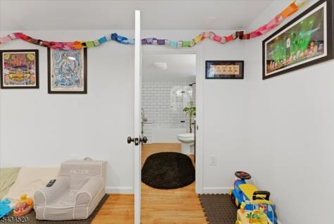 366 Maplewood Avenue Kenilworth NJ 07033