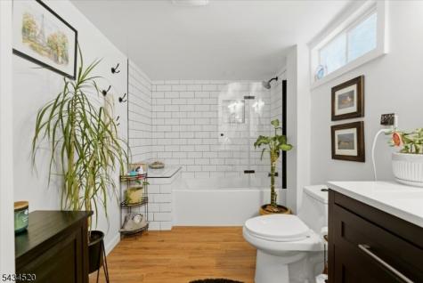 366 Maplewood Avenue Kenilworth NJ 07033