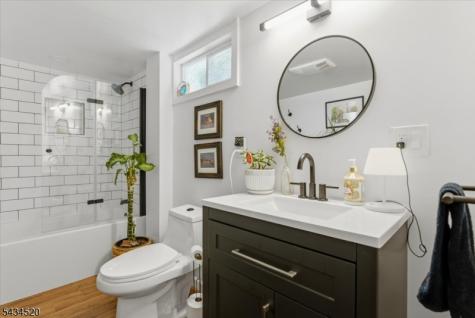 366 Maplewood Avenue Kenilworth NJ 07033