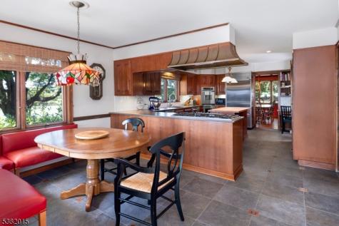 14 Hunter Road West Amwell NJ 08530