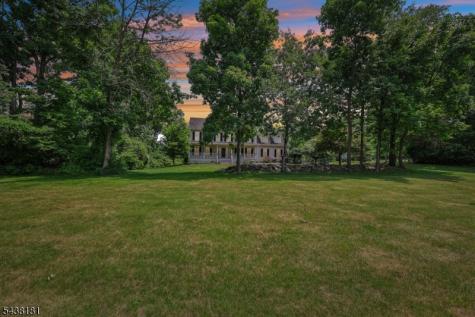 12 Meadow Ridge Road Knowlton NJ 07832