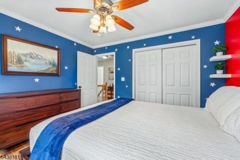 12 Meadow Ridge Road Knowlton NJ 07832