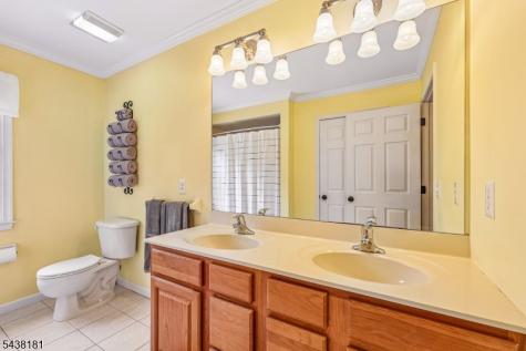 12 Meadow Ridge Road Knowlton NJ 07832