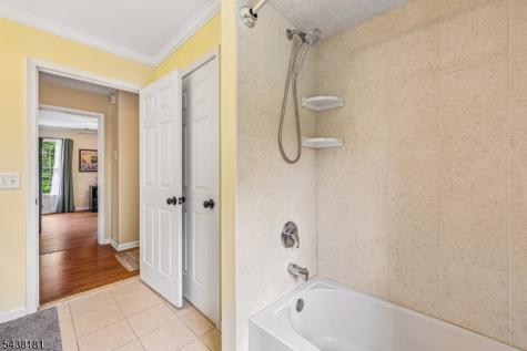 12 Meadow Ridge Road Knowlton NJ 07832