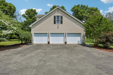 12 Meadow Ridge Road Knowlton NJ 07832