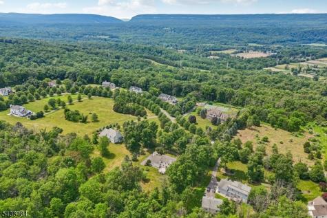 12 Meadow Ridge Road Knowlton NJ 07832