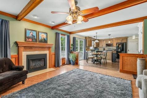 12 Meadow Ridge Road Knowlton NJ 07832