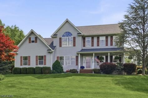 8 Links Court Sparta NJ 07871