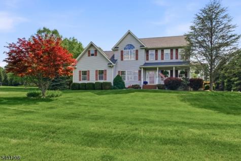 8 Links Court Sparta NJ 07871