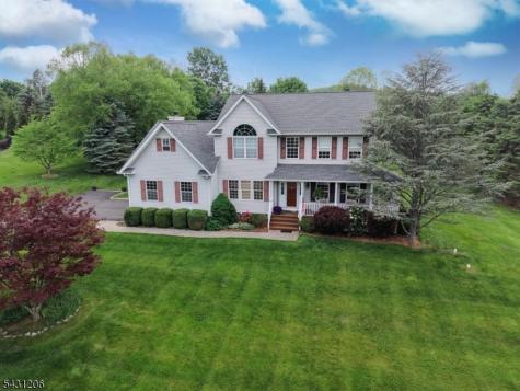 8 Links Court Sparta NJ 07871