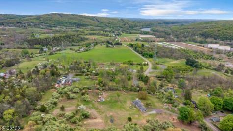 326 Riegelsville Road Holland NJ 08848