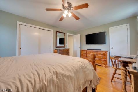 326 Riegelsville Road Holland NJ 08848