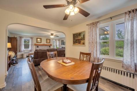 326 Riegelsville Road Holland NJ 08848