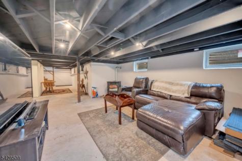 326 Riegelsville Road Holland NJ 08848