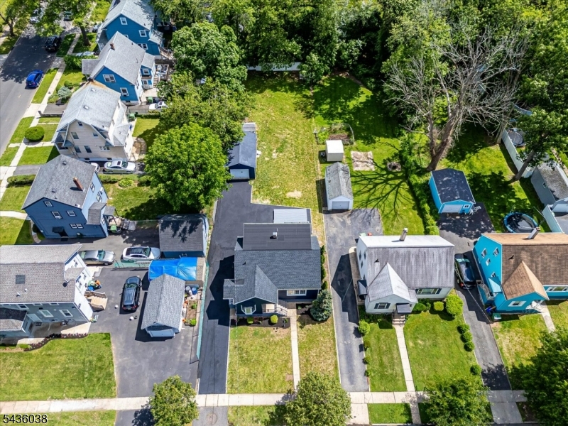311 W 3rd Avenue Roselle NJ 07203