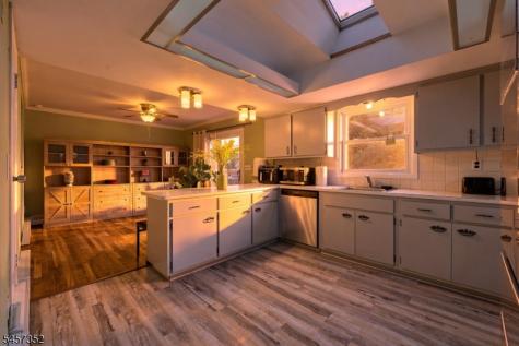 33 Cooke Road Blairstown NJ 07825