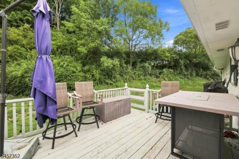 33 Cooke Road Blairstown NJ 07825