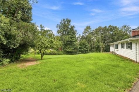33 Cooke Road Blairstown NJ 07825