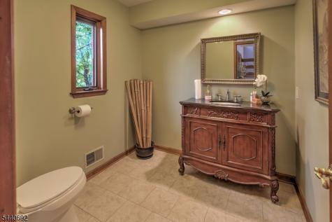 48 Forty Second Street Readington NJ 08889