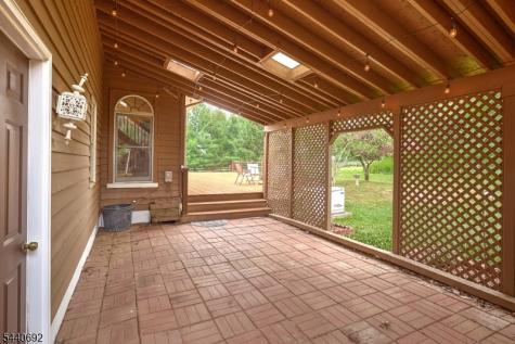 48 Forty Second Street Readington NJ 08889
