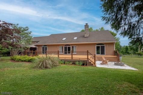 48 Forty Second Street Readington NJ 08889