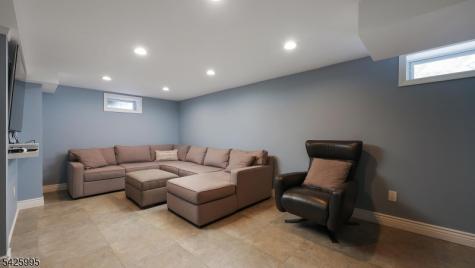 32 Fieldcrest Drive Scotch Plains NJ 07076
