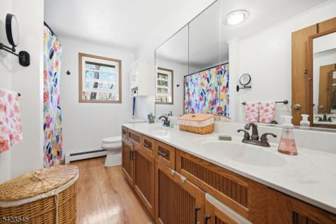 12 Pleasant View Drive West Milford NJ 07480