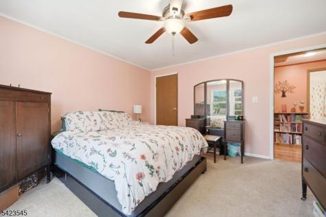 12 Pleasant View Drive West Milford NJ 07480