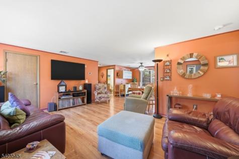 12 Pleasant View Drive West Milford NJ 07480